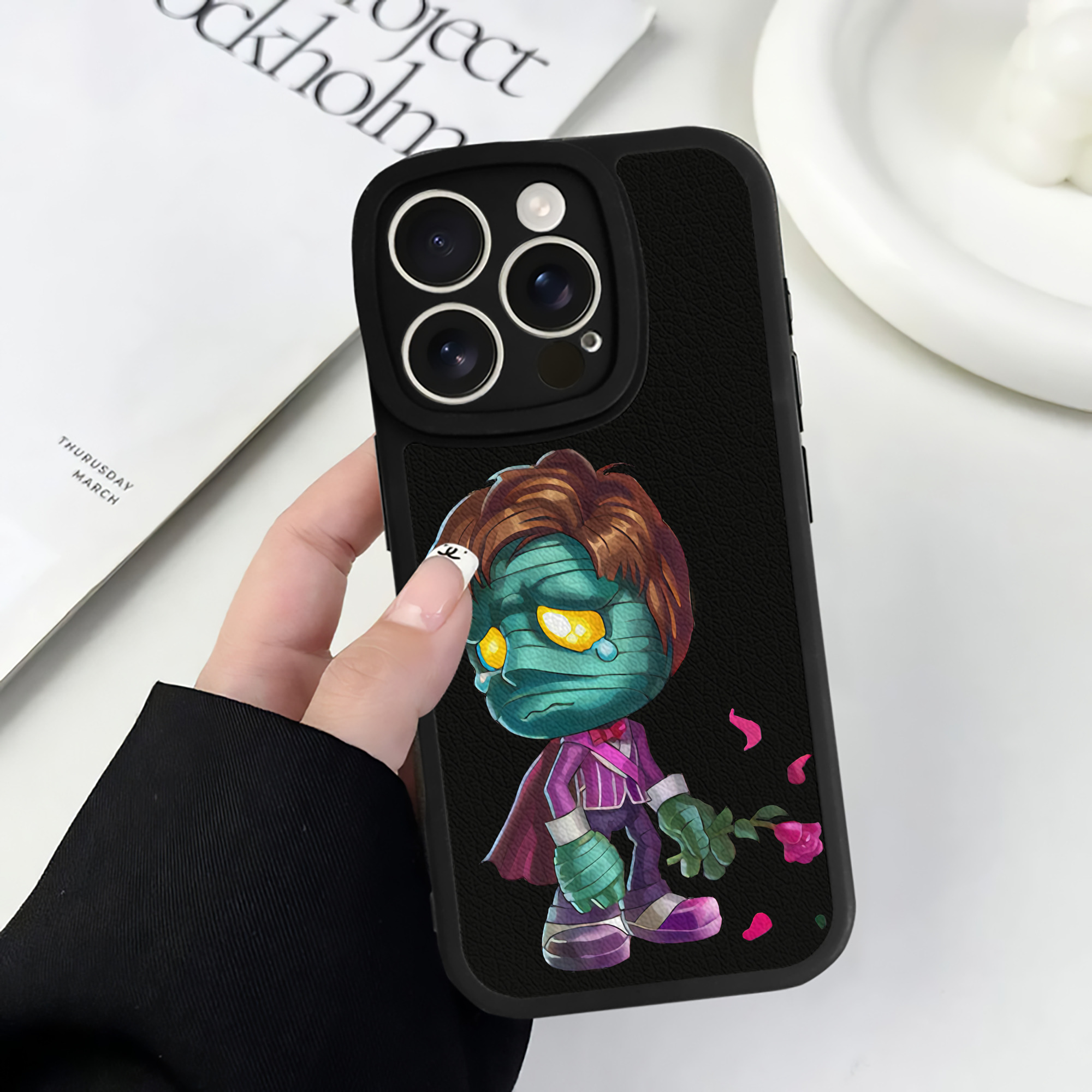 リーグ・オブ・レジェンド League of Legends LOL 【iPhone 16シリーズ対応】シリコンスマホケース（レザー調） 材質：シリコン
